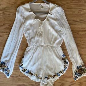 Band of Gypsies Boutique Romper ✨💜